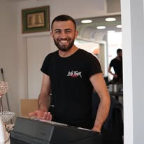 Mitglied des Hairport Teams im Salon